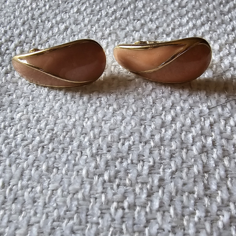 Elegant Gold and Tan Women's Clip On Earrings